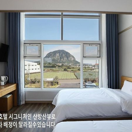 Casa De Vivaldi Hotel Seogwipo Exterior foto